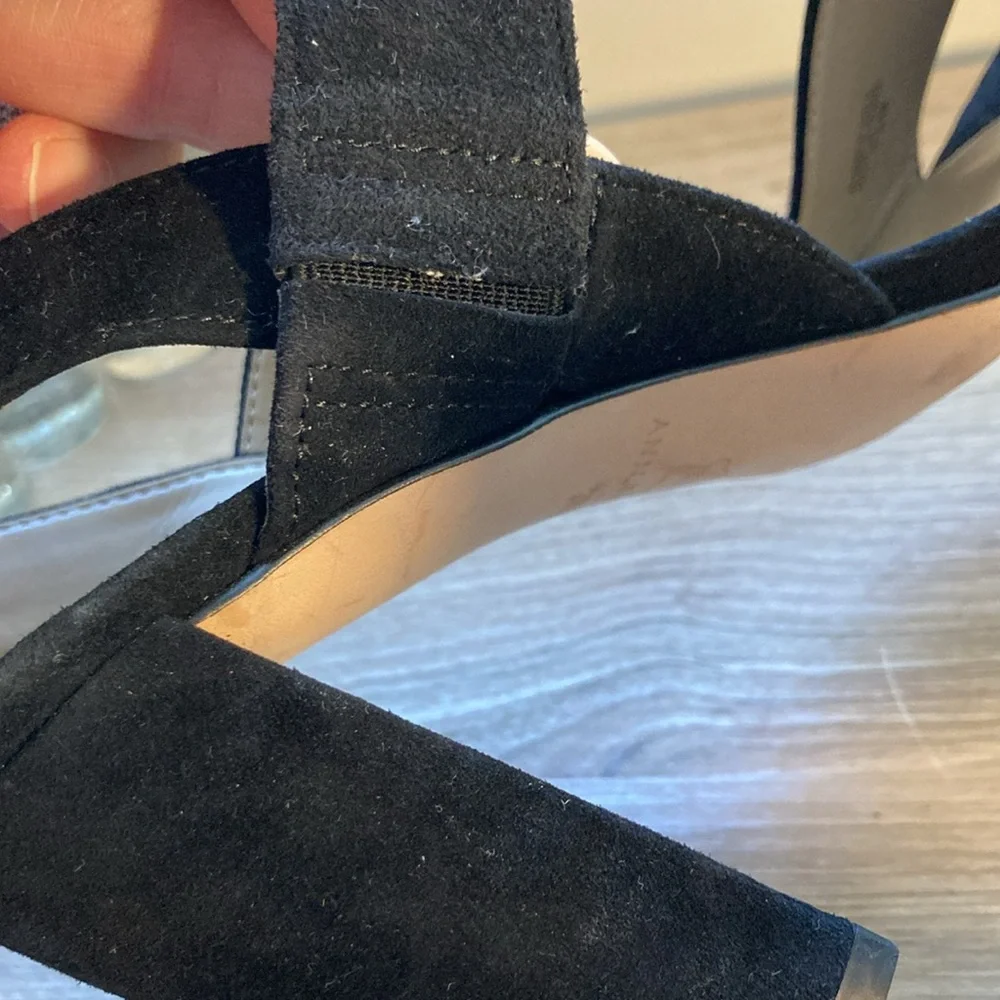 Ann Taylor block heel lorna sandal black 7,5